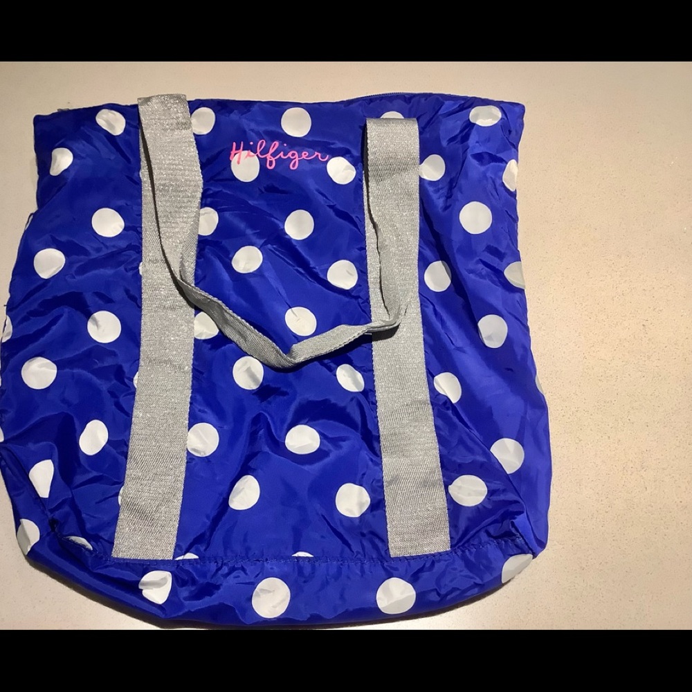 Water resistant bag